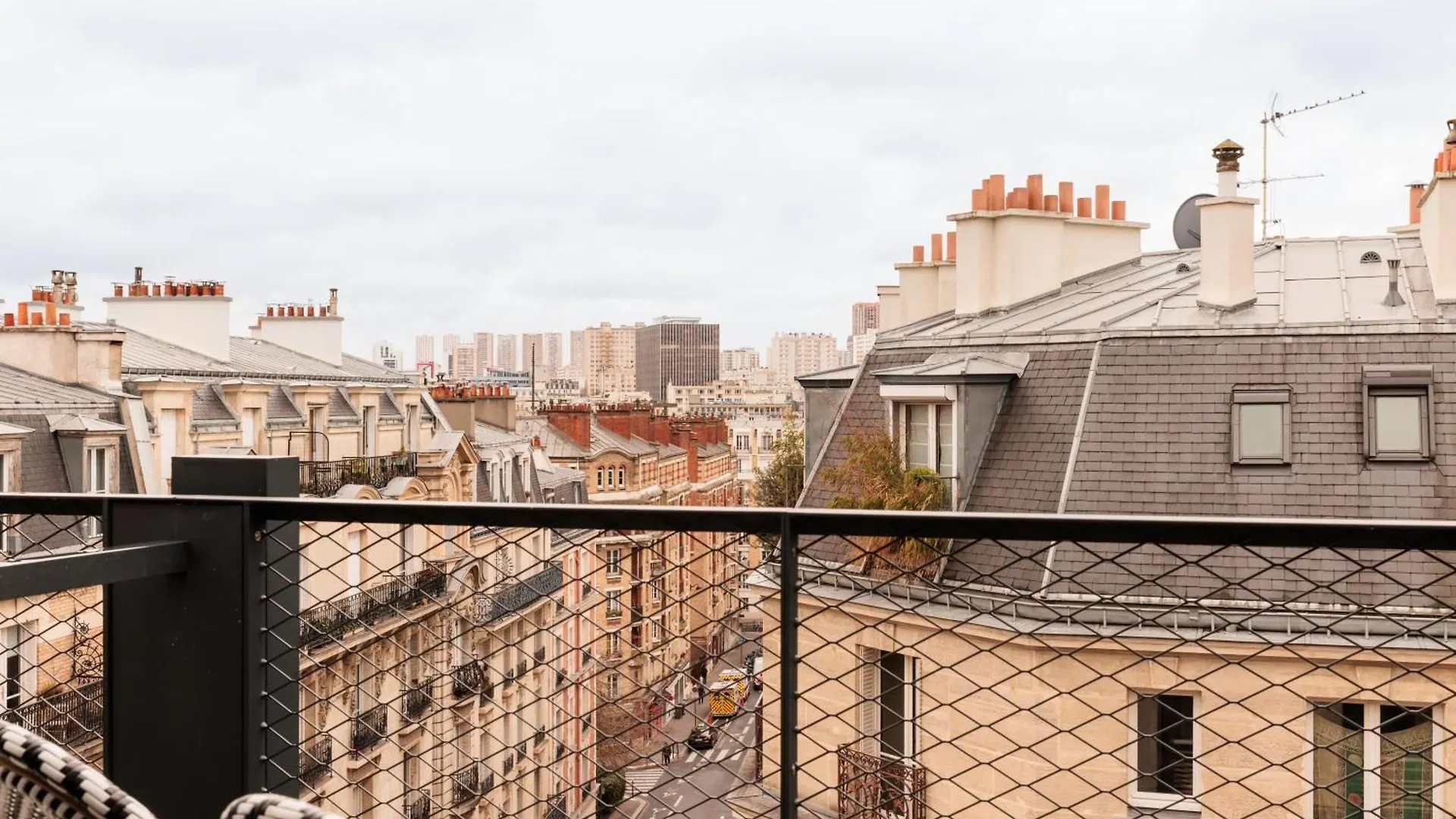 Le Jardin De Verre By Locke Paris