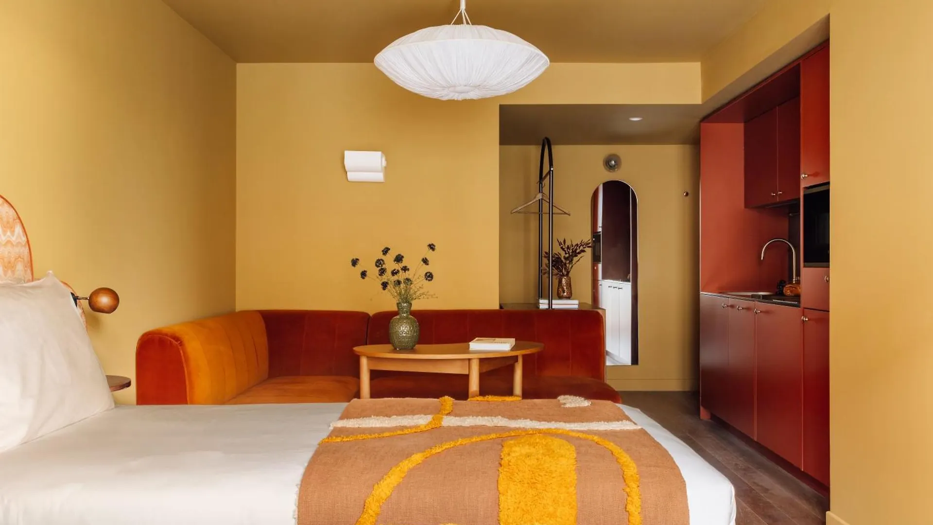 Le Jardin De Verre By Locke Hotel Paris